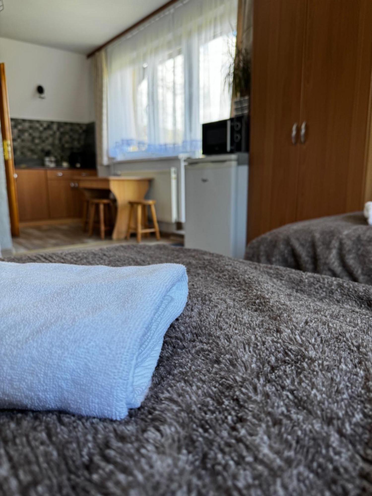 Pokoje I Apartamenty Regionalny Styl Ul Krole 1A Zakopane Esterno foto